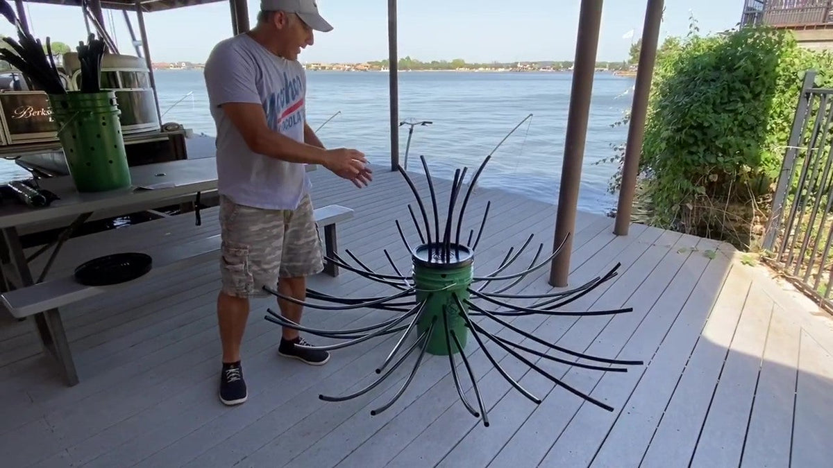 Fish &#39;N A Barrel Underwater Artificial Fishing Habitat Fish Attractor - Green Blob Outdoors